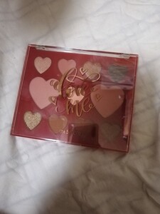 アイシャドウ パレット