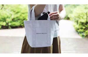 【送料込み】即決♪ DEAN&DELUCA*新品・正規品*マーケットトートバッグ*完売品*ホワイト*Sサイズ*ディーンアンドデルーカ