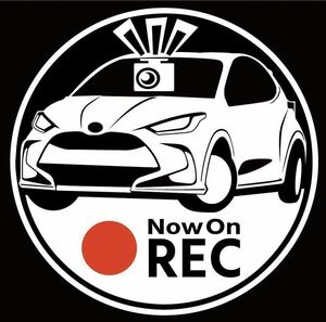 トヨタ　ヤリス　ドラレコ　ドライブレコーダー　ステッカー　無料車種変更可能