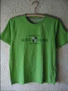 ｎ855　美品　ナイキ　NIKE　DUNK　半袖　フロッキー　プリント　デザイン　tシャツ　人気　送料格安