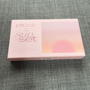 CLIO アイシャドウパレット 13号夕焼けピクニック