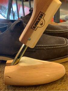 KIWI wooden shoe tree シューズキーパー 送料無料