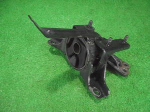 ★保証付★ モコ DBA-MG33S 左エンジンマウント ■前期/R06A(NA)/CVT/2WD■ 助手席側用 MRワゴン/MF33S 宮城（DE253）D-02な 梱包サイズ：B