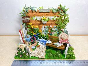 Art hand Auction Valuable miniature interiors, miniature goods, handmade miniatures, miniature gardens, handmade goods, interiors, as is, Interior accessories, ornament, others