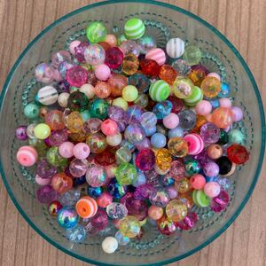即購入可!大量アクリルパーツ ハンドメイド素材 アクリルビーズアソート大量セット プラスチックパーツ 50グラム盛り合わせ