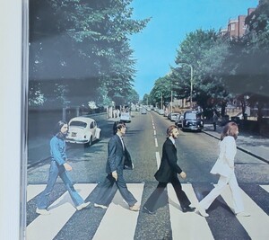 ＢＥＡＴＬＥＳ　ＡＢＢＥＹ　ＲＯＡＤ（ビートルズ　アビイ・ロード）