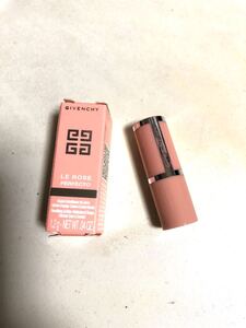 新品 GIVENCHY ローズ・パーフェクト 202(リップバーム)