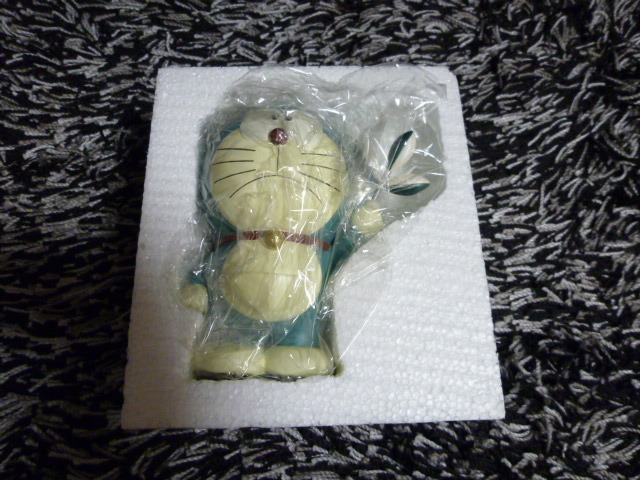 直販専門店 ドラえもん展 平和アンテナ ポスター www.fundacaolacorosa.com