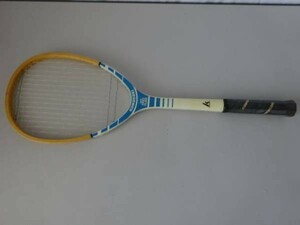  tennis racket wooden for softball type ①