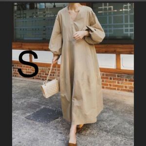 ワンピース ビッグスリーブ Vネックタックフレアワンピース