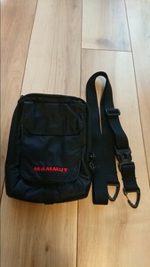 MAMMUT ショルダーバッグ