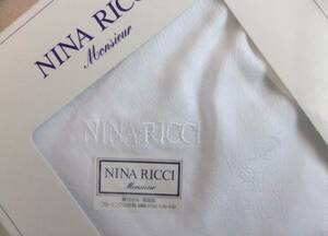 未使用 NINA RICCI ニナ・リッチ 無地 白 ハンカチ 箱入り プレゼント可 男性 女性 冠婚葬祭 
