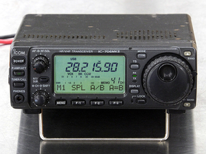 美品!! ICOM/アイコム HF/VHF トランシーバー IC-706MKⅡS 年式不明 通電確認OK 現状品
