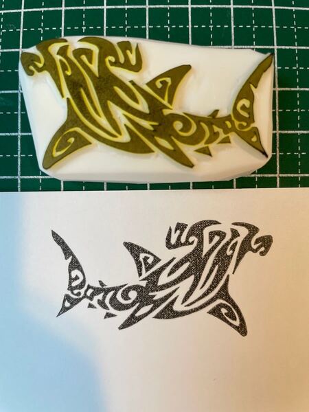 消しゴムはんこ シュモクザメ