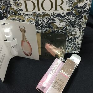ディオール アディクト リップ グロウ 020 マホガニー