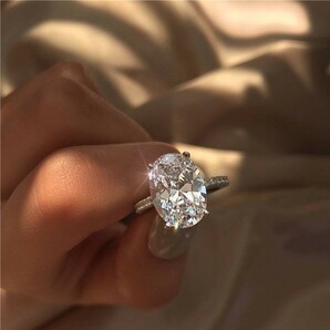 超豪華　リング　レディース　指輪　巨大ダイヤモンド　5ct超　ジルコニア