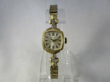 1973年製 BULOVA ブローバ 女性用 レディース ヴィンテージ アンティーク 手巻き 腕時計 ゴールド 金色 ブレスレット 1970年代USAアメリカ_画像4