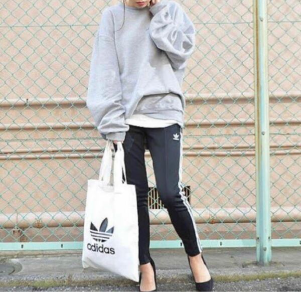 adidas アディダスオリジナルス トラックパンツ