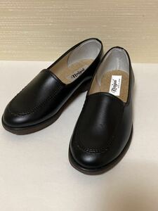 未使用 ラブクック 調理用 シューズ 黒 ブラック 22センチ 日本製 靴