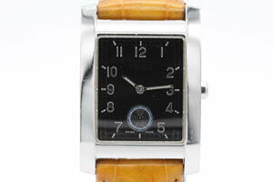 FENDI　フェンディ　ユニセックス　腕時計　072-7000G-187　電池交換済（U01548）