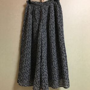 earth 小花柄 ガウチョパンツ