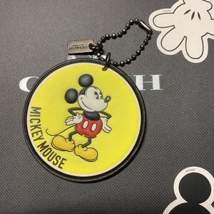 COACHミッキーバッグチャームキーホルダー