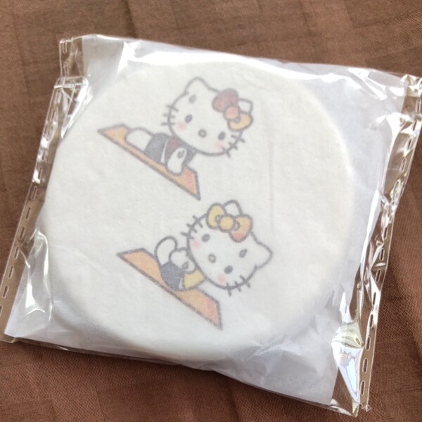 限定非売品 鏡!ヨガをするハローキティ ミラー 新品未開封