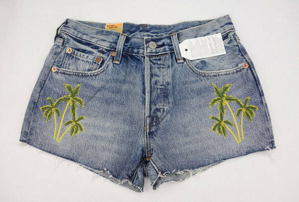 ★送料無料・即決★新品 Levi's 501 SHORT リーバイス ショートパンツ デニム ヤシの木 刺繍 ｗ24 C2310130070018