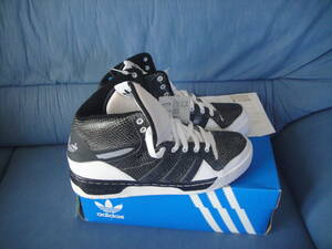  Adidas adidasme Toro attitude new goods 28.5Cm(US10) adidas METRO ATTITUDE Sune -koriginals 675131