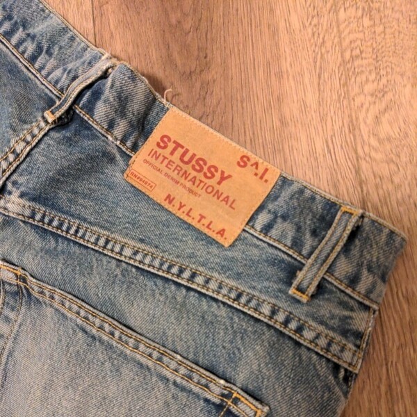 STUSSY デニム size34 超難 破れ USAジーンズ INTERNATIONAL OFFICAL DENIM 古着