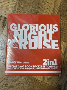 GLAY☆BOOKLET PHOTO BOOK＆TEXT BOOK 2in1☆HAPPY SWING Presents GLORIOUS NIGHT CRUISE 2002 ファンクラブ限定グッズ☆美品☆