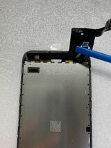 【純正再生品】Iphone8 黒 液晶・フロントパネル・画面修理・交換用　Softbank Docomo AU Apple 黒1枚　防水テープ+修理工具付き_画像4