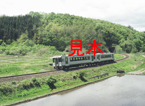 鉄道写真、645ネガデータ、143323750002、キハ110系、JR磐越東線、三春～要田、2005.05.19、（4591×3362）