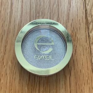 エクセルシャイニーシャドウ サナ サナエクセルアイシャドウ アイシャドウ サナエクセル Excel シャイニーシャドウ ノエビア