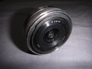 ソニー NEX用 Eマウント E16mm F2.8 SEL16F28 レンズ ジャンク 即決 送料520円～