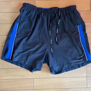 ショートパンツ ナイキ RUNNING