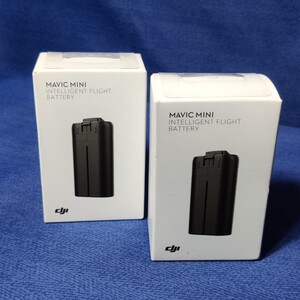 新品未使用 DJI Mavic mini 2400mAh DJI海外純正品バッテリー2個とプロペラホルダーセットでお買い得