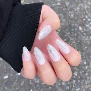 量産型 ホワイト ニュアンスネイル シンプルネイル ネイルチップ