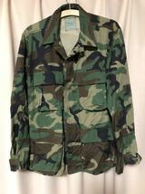 USED 90's US ARMY FATIGUE JACKET WOODLAND CAMO 中古 米軍実物 BDU ウッドランドカモジャケット 実寸Mぐらい 短かめ ミリタリー 送料無料_画像1