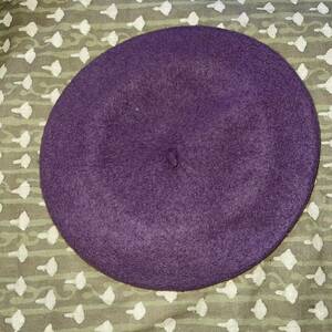 GAP beret unused purple 