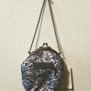 ★LALTRAMODA★スパンコール×チェーンバッグ/ポーチ★新品タグ付き★