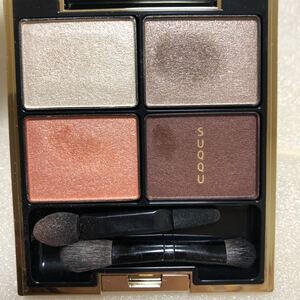 SUQQU デザイニングカラーアイズ02 アイシャドウ