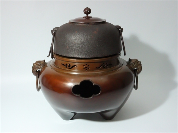 新作人気 『☆割引』茶道具 唐銅鬼面風炉釜 釜師【大国藤兵衛】造 共箱