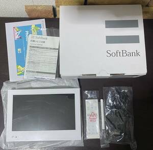 【美品】SoftBank ソフトバンク 202HW HWAAV1 フォトビジョン ポータブルテレビ WH ホワイト