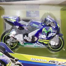 ホンダ　ＲＣ２１１Ｖ　２００５　＃１５　セテ・ジベルノー (Sete Gibernau)　Team Movistar Honda MotoGP　１／１８スケールマシンモデル_画像7