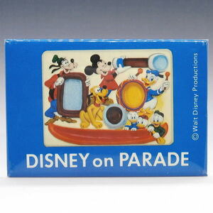  Disney Mickey other can badge DISNEY on PARADE 1970~1980 period front half USA