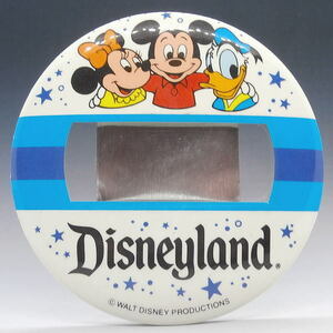  Disney Mickey & minnie & Donald can badge name . Disney Land USA 1970~1980 period front half 