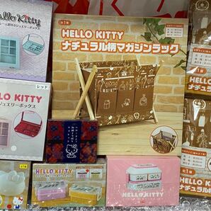 ハローキティ ジュエリーボックス マガジンラック 折りたたみスツール USB加湿器 タッチライト 和柄2つ折りウォレット 計10点