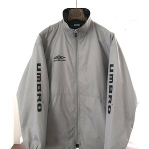 ☆UMBRO アンブロ☆サッカーフットサルに!中綿ジャケット中綿コートL