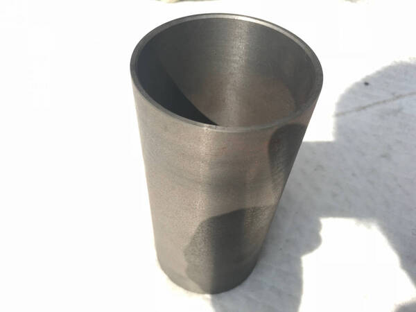 陸王1200cc用シリンダースリーブ(ライナー)別注製作品
